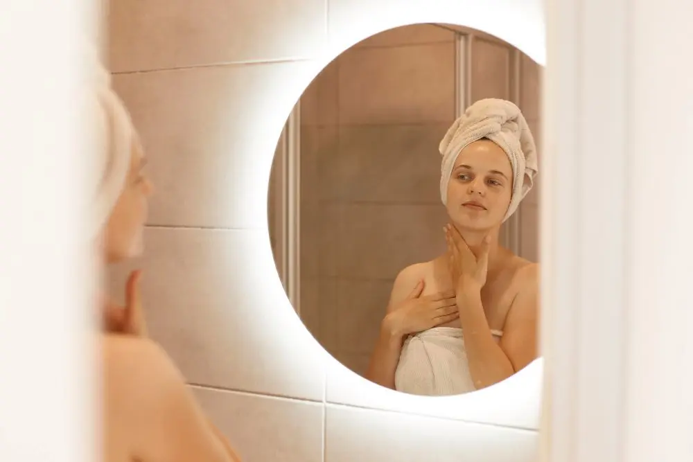 Espejo con luz LED para maquillaje: Guía completa - Cómo funcionan los espejos con luz LED espejo con luz led maquillaje - Cómo funcionan los espejos con luz LED